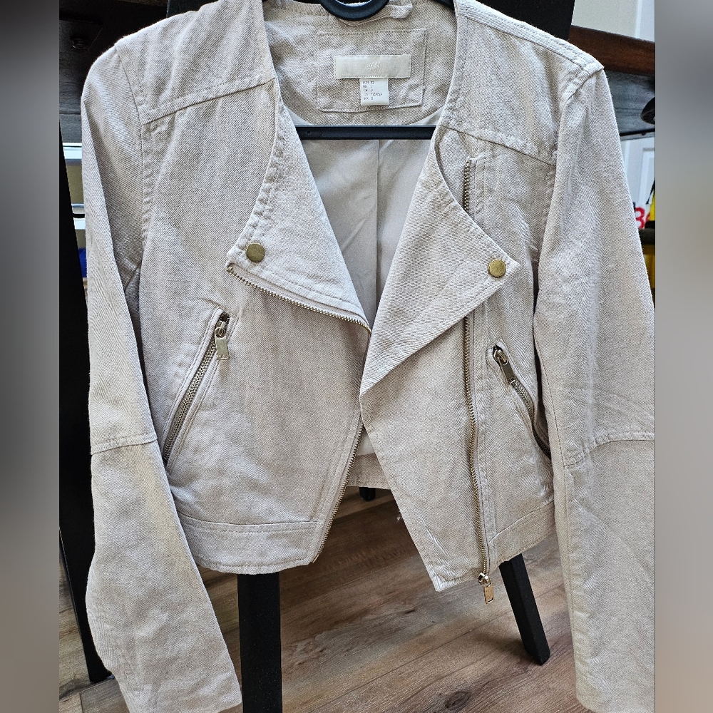 H&M Cream Textured Jacket